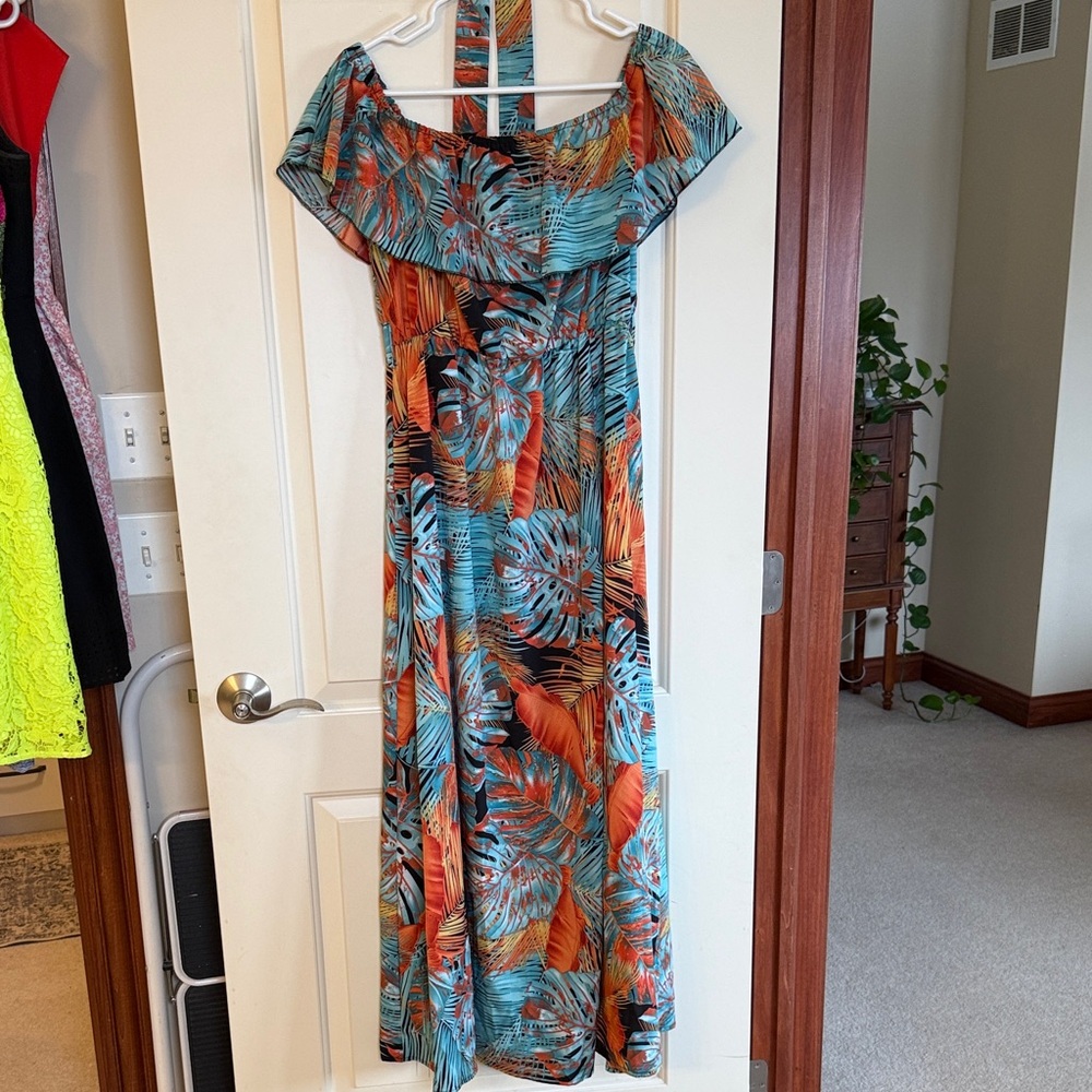 Tropical Off-Shoulder Maxi Dress